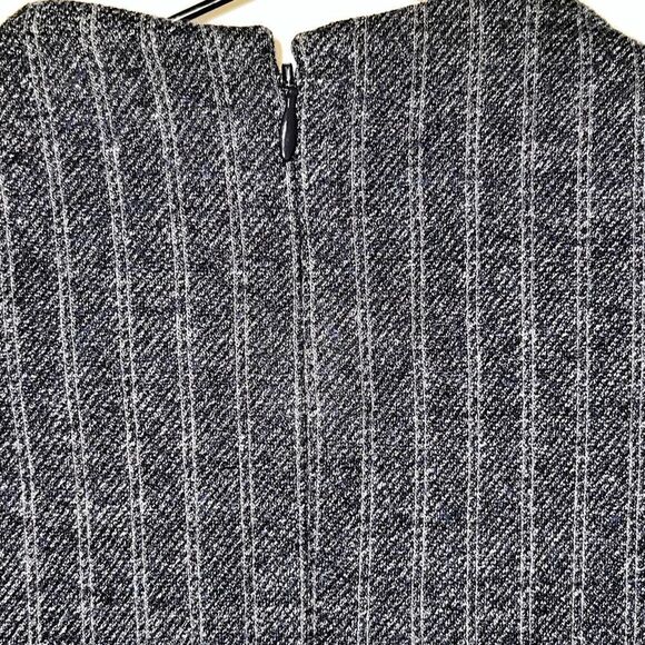 NWOT THEORY Melbourne Gracila Navy Pinstriped Wool Blend 3/4 Sleeve Top Size M - Picture 7 of 8